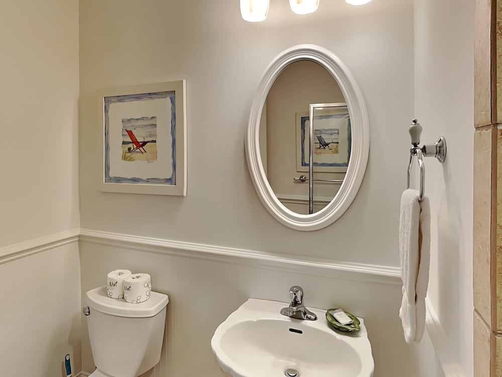 Фото 5 Oclock Somewhere