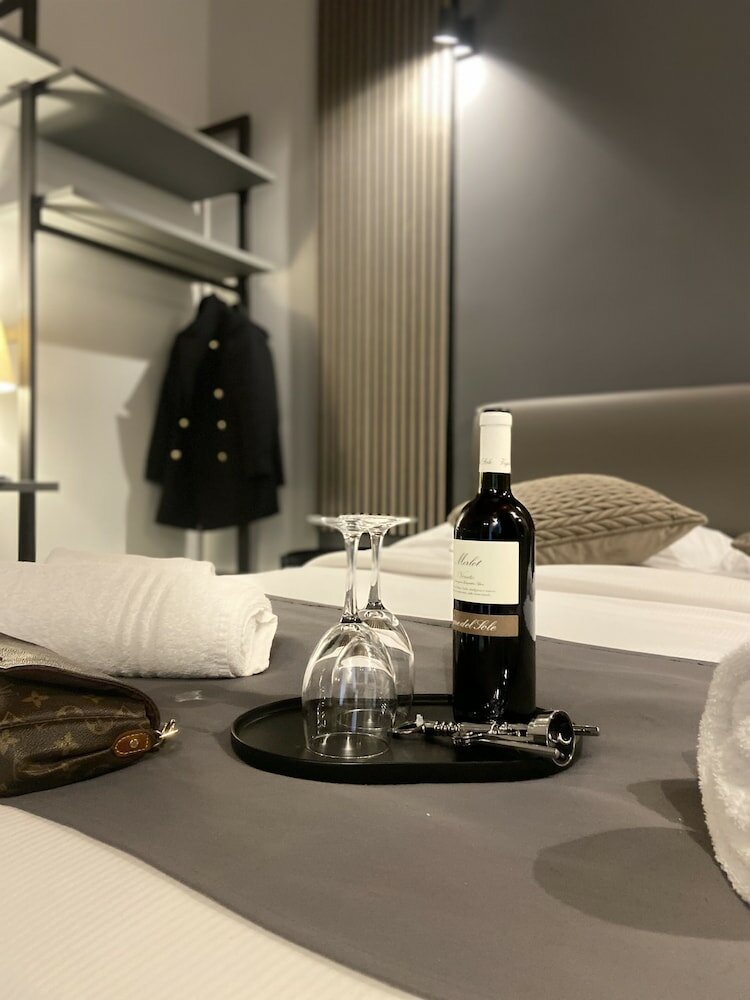 Фото Soha Piazza di Spagna Boutique