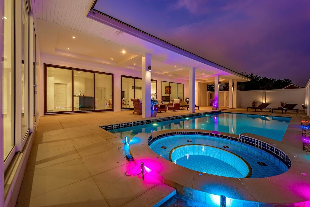 Фото Modern Large 2 Bedroom Pool Villa - Pv2