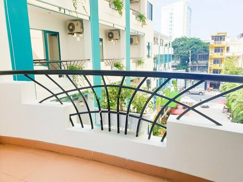 Гостиница Green Ant Hotel Nha Trang в Нячанге