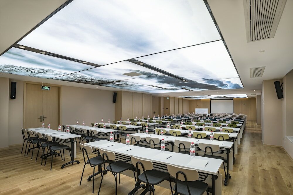 Фото Atour Hotel International Trade Jinsong Beijing