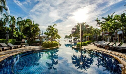 Гостиница Wora Bura Hua Hin Resort & Spa в Хуахине