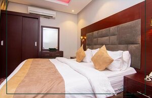 Гостиница Al Muteb Suites Al Tawon