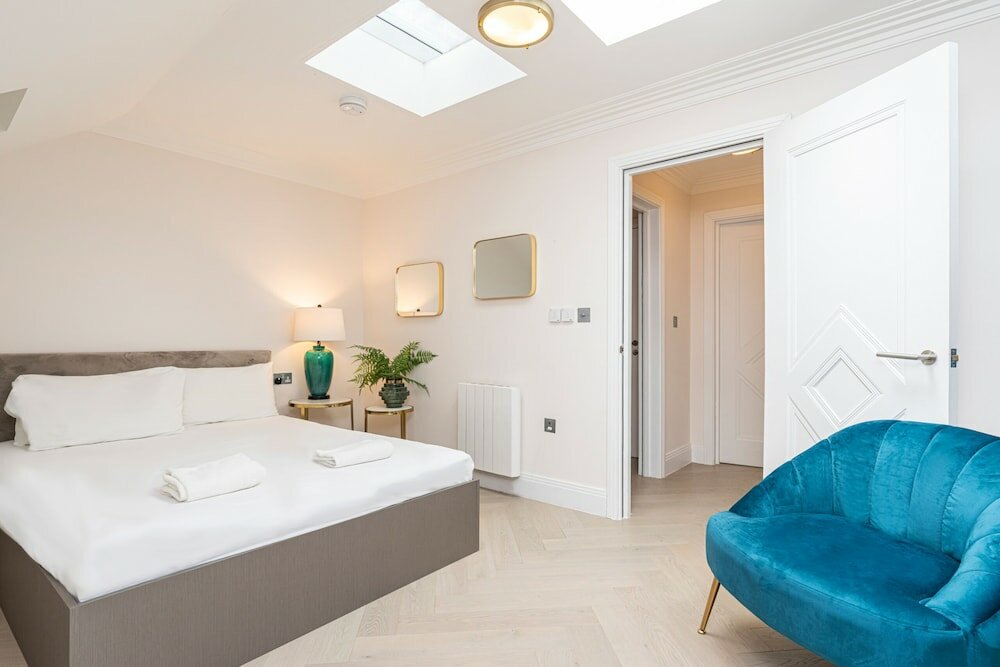 Фото Luxury Apartments Near Harrods and the Science Museum