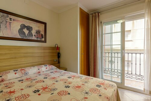 Гостиница Ha Hotel Trebol в Малаге
