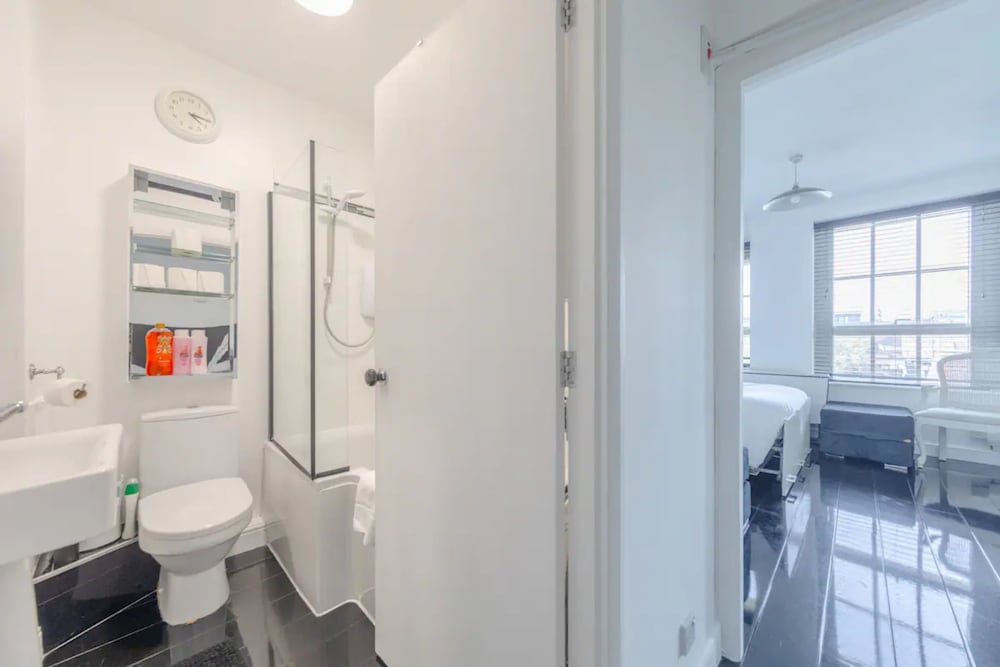 Фото Chic and Cosy 1bd Flat - Bethnal Green