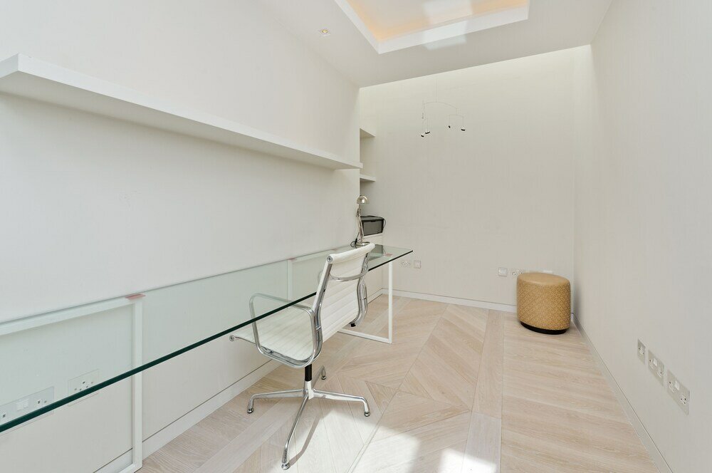 Фото Amazing South Kensington Mews House by Underthedoormat