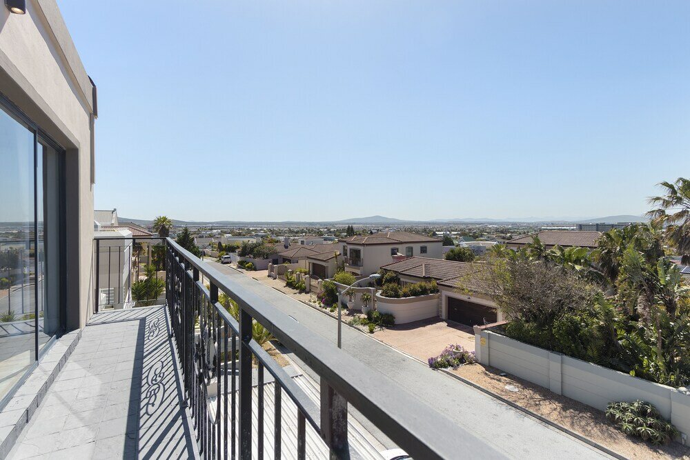 Фото Villa Balmoral 14