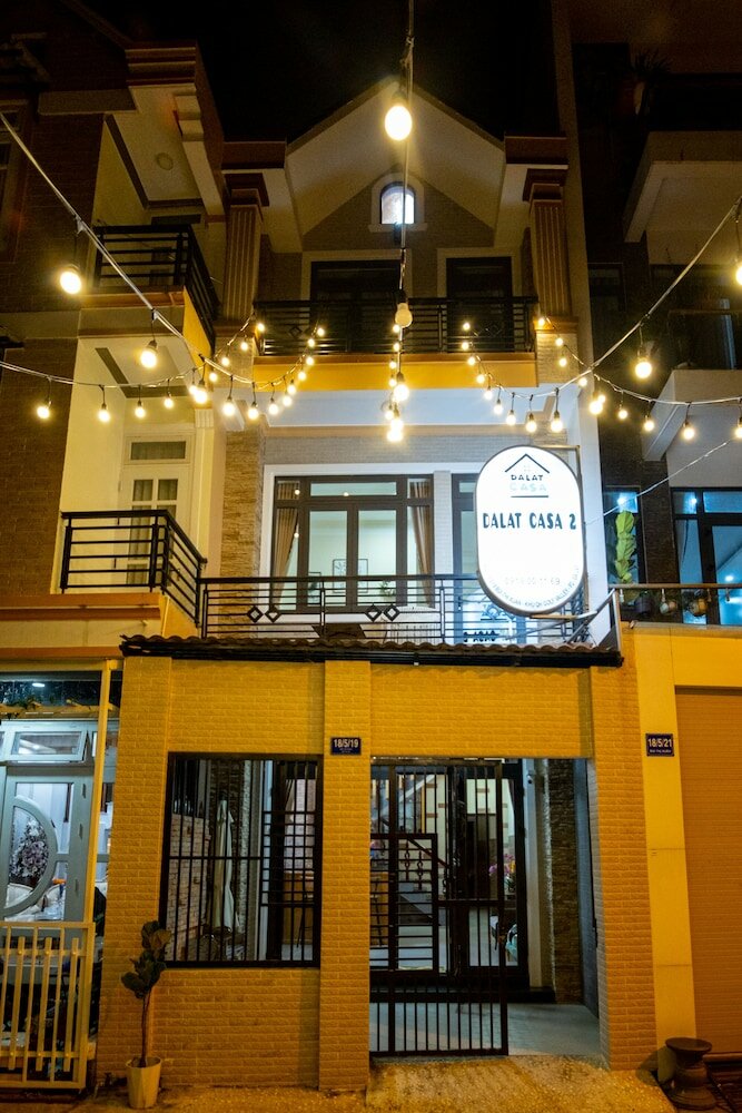 Фото Dalat Casa 2 Full House 6 Rooms 8 Beds