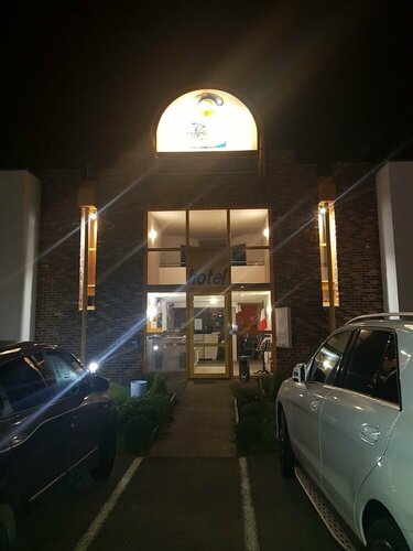Гостиница Class Hôtel Poitiers в Пуатье