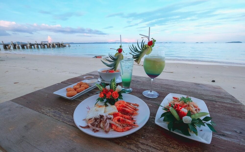 Фото Samed Seaside Resort