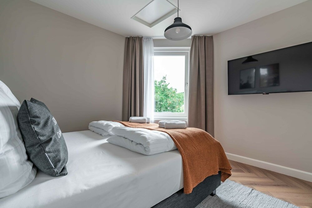 Фото Limehome Den Haag Keizerstraat