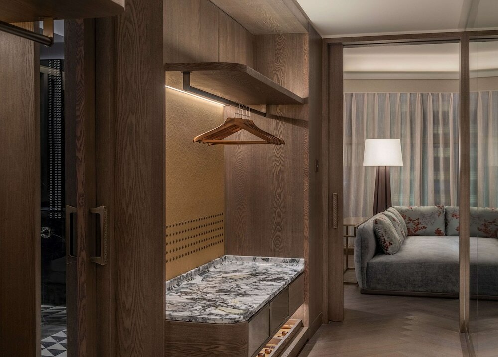 Фото Conrad Urumqi