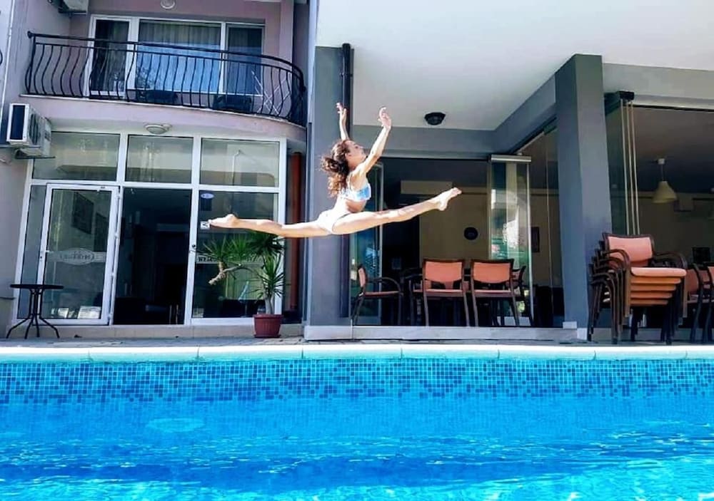 Фото Hotel Radina