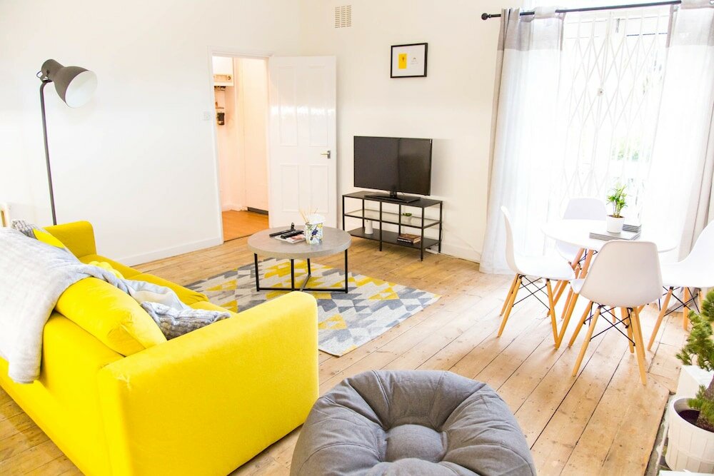 Фото Spacious Two Bed in Hackney