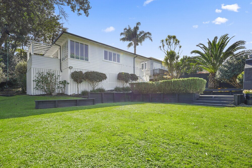 Фото Grey Lynn - Grandeur - Cafe Lifestyle