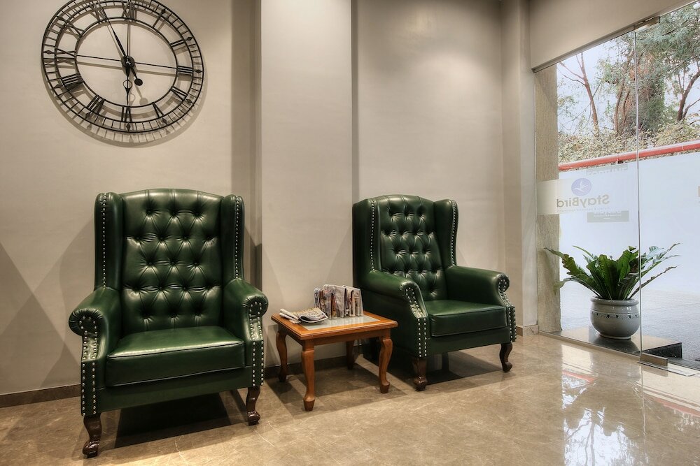 Фото StayBird - Fortune House Business Hotel