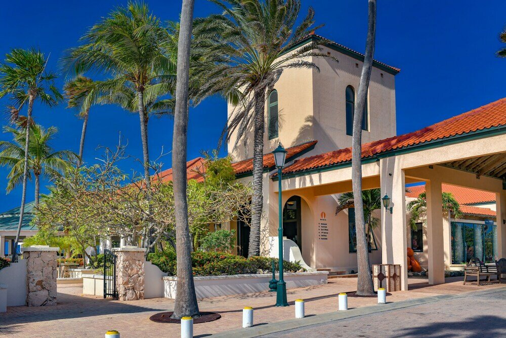 Фото New Gorgeous Listing With Hot Tub& Golf Course View! in Tierra del Sol!