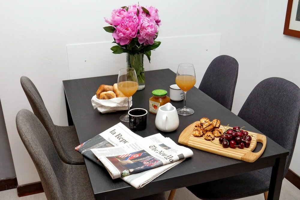 Фото Cavour Square Apartment