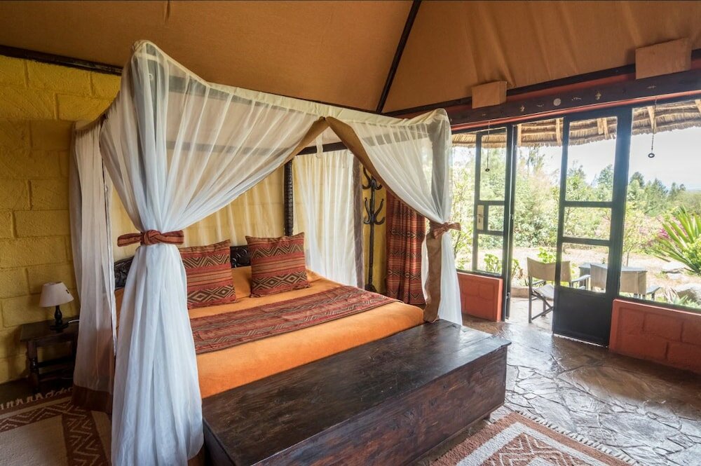 Фото Rhino Watch safari Lodge