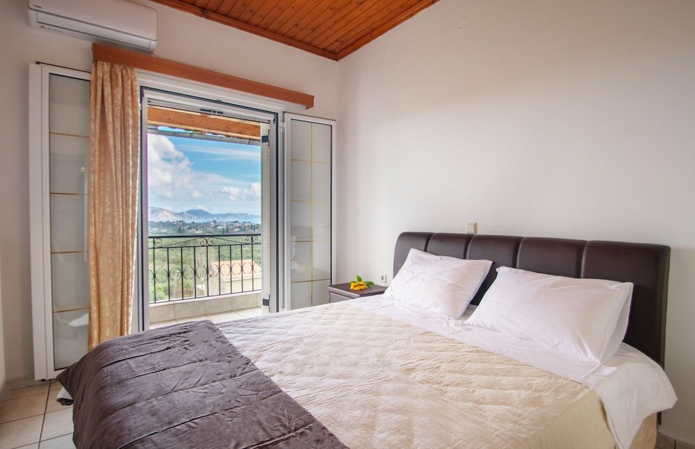 Фото Family Private Homes with Sea View