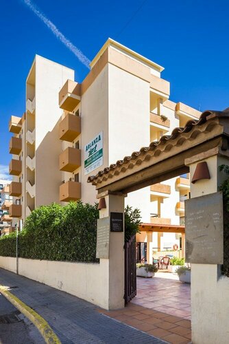Гостиница Apartamentos Arlanza - Adults Only в Ивисе