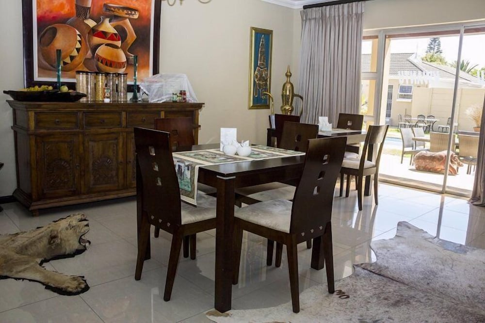 Фото Kwantu Guesthouses