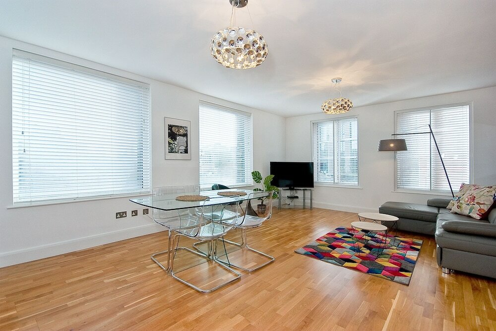 Фото Mulberry House London by City Living London