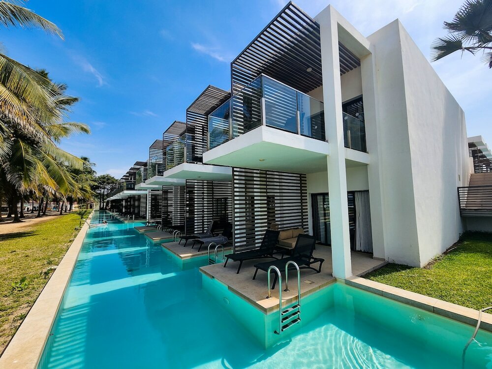 Фото Sunprime Tamala Beach Resort