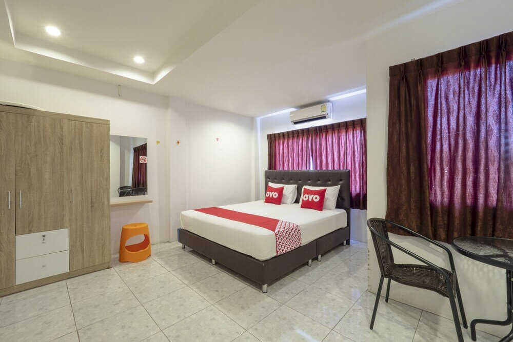 Фото Oyo 698 Pattaya City