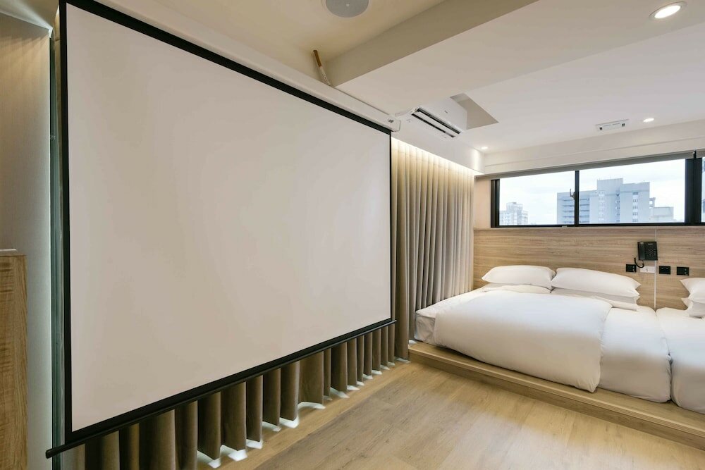 Фото Spring's Rhapsody Hotel