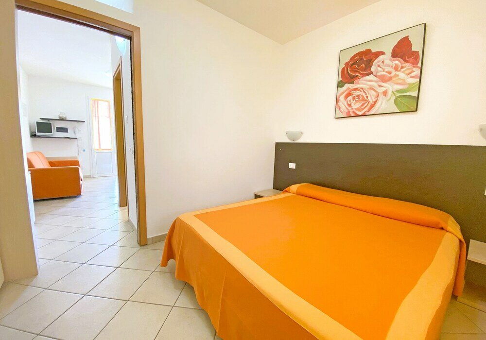 Фото Residence just 600 meters from the beach