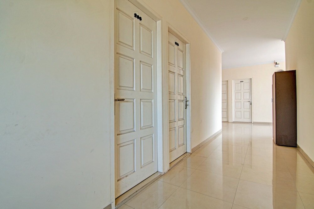 Фото Oyo 91269 R&s Living Residence