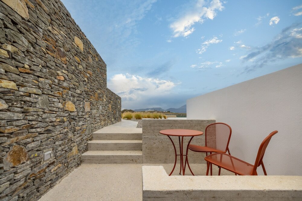 Фото Korfi de Milo