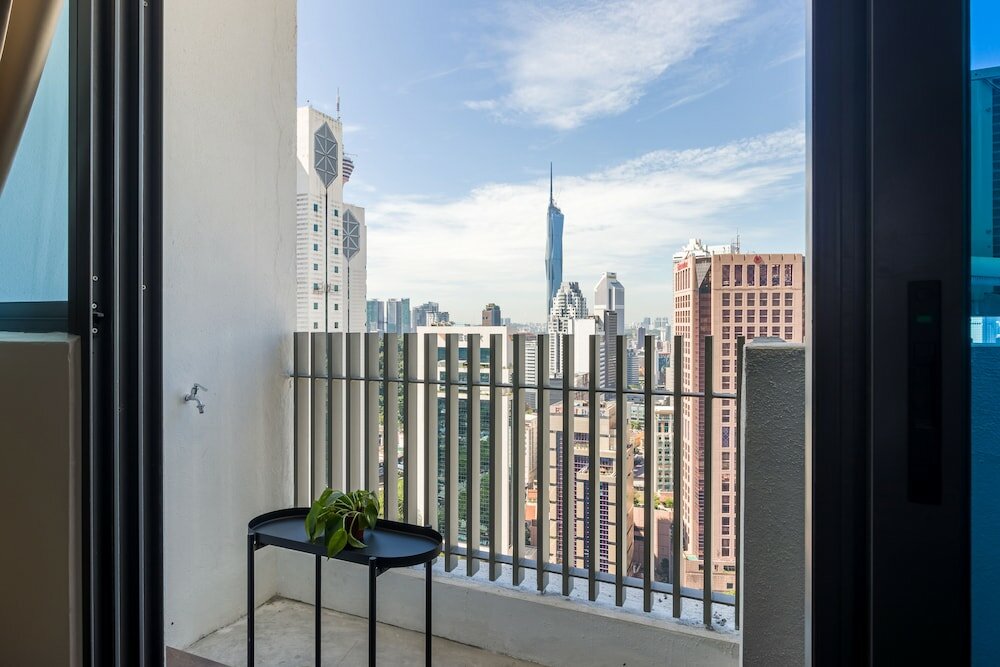 Фото The Colony & Luxe, Klcc by Canopy Lives, Five Senses