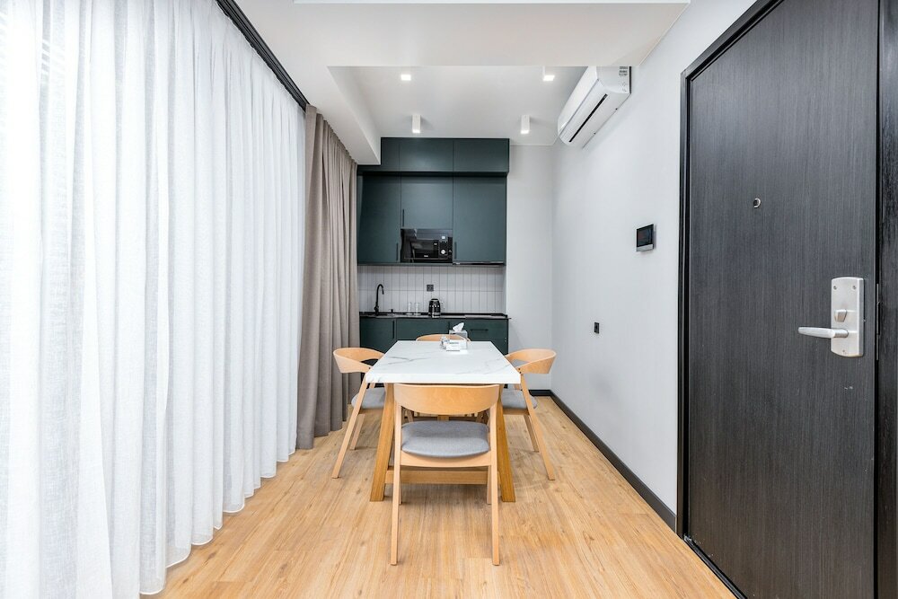 Фото Gratus Aparthotel