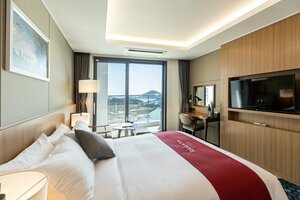 Гостиница Ramada Plaza by Wyndham Dolsan Yeosu