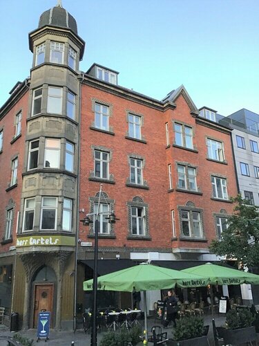 Гостиница Sanders Boulevard - Smart 3-bdr Apt by the Canal в Орхусе
