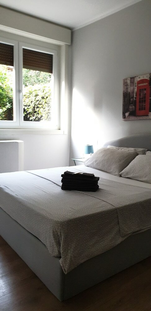 Фото Royal Apartment