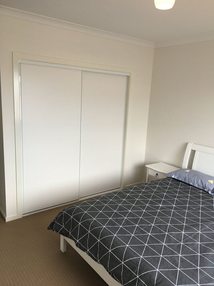 Фото Apple House Upper Point Cook