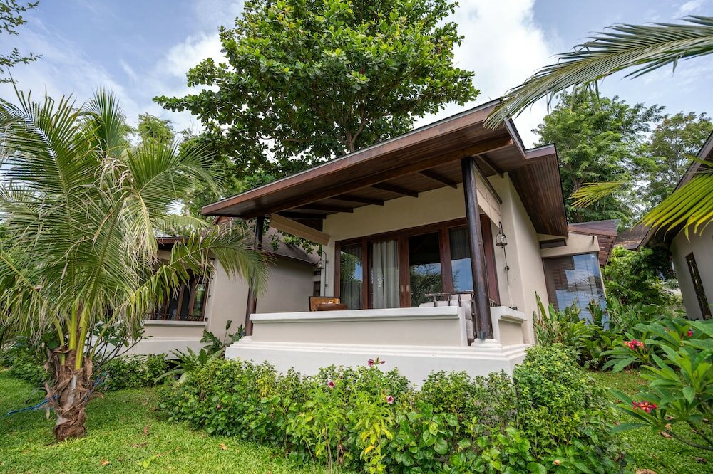 Фото Samed Tamarind Beach Resort