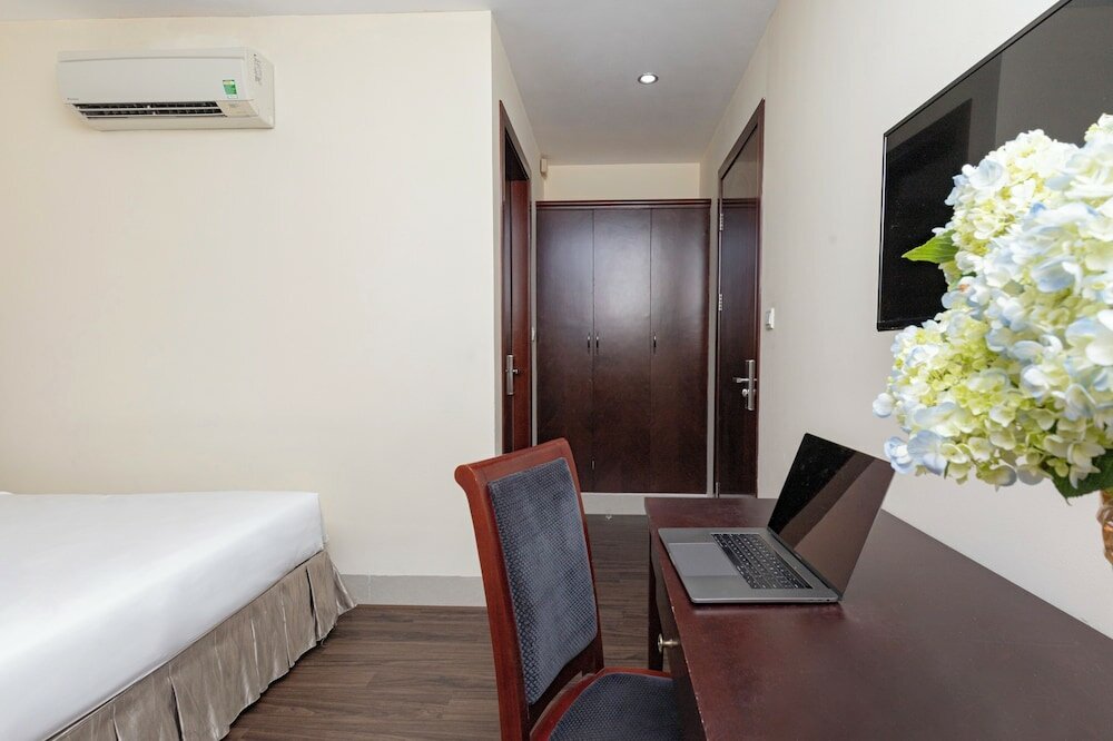 Фото Ht World Hotel