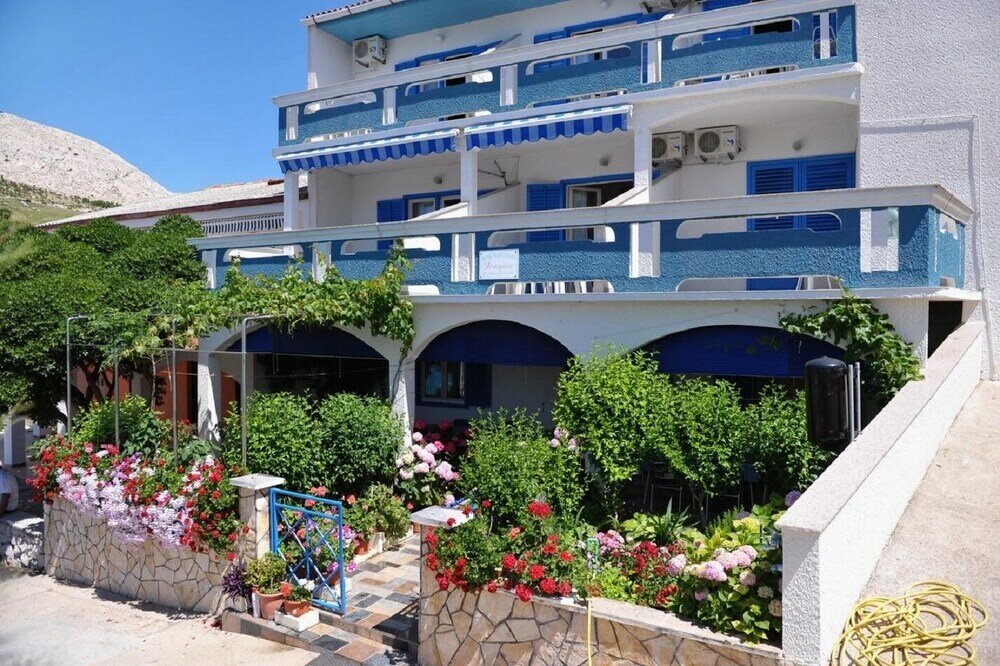 Фото Draga - 15 m From Pebble Beach - A2