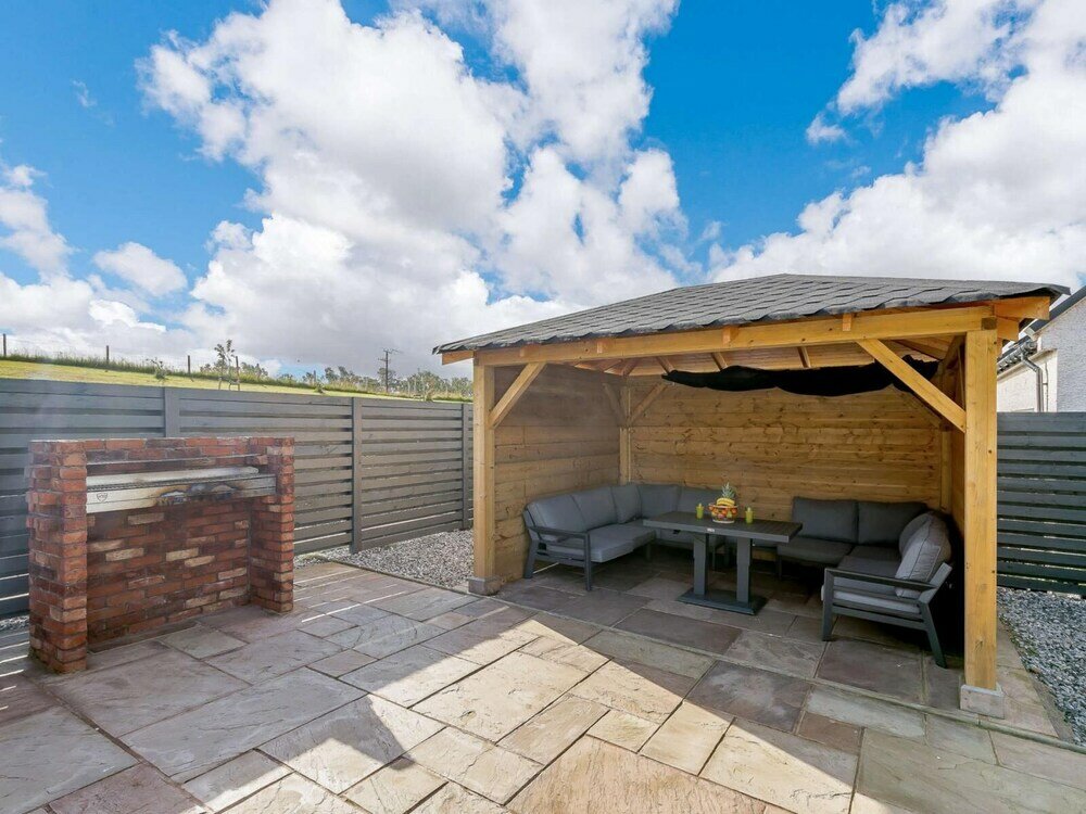 Фото Westertonhill Holiday Lodges