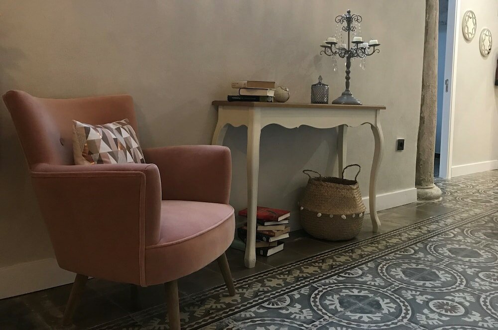 Фото Hostal Boutique La Española by Bossh Hotels