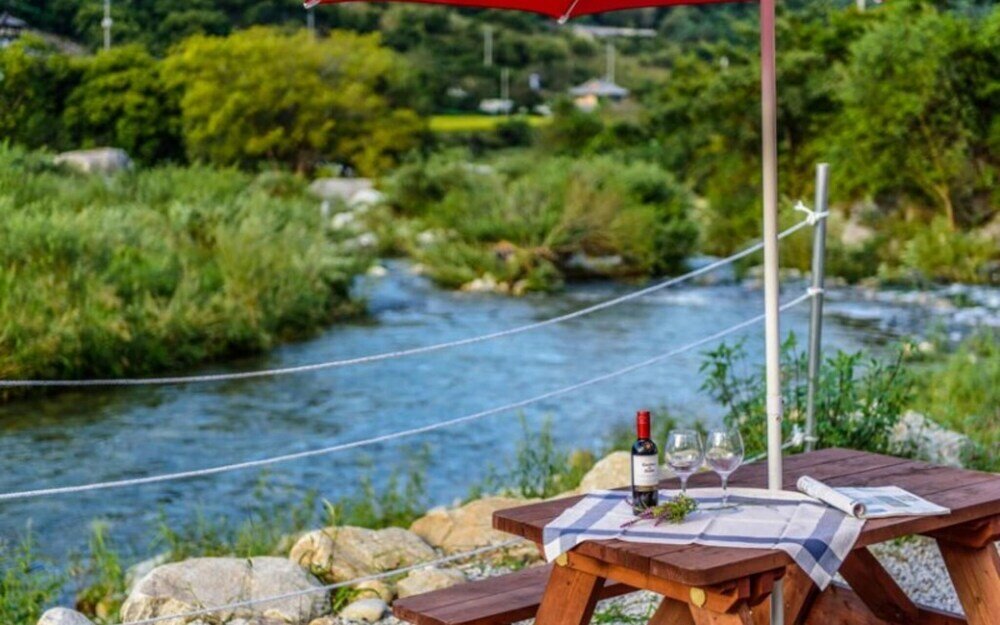 Фото Geochang Windmill Village Pension