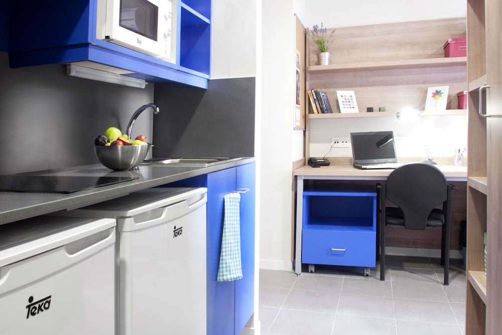 Фото Colegio Mayor La Concepción - Campus Accommodation