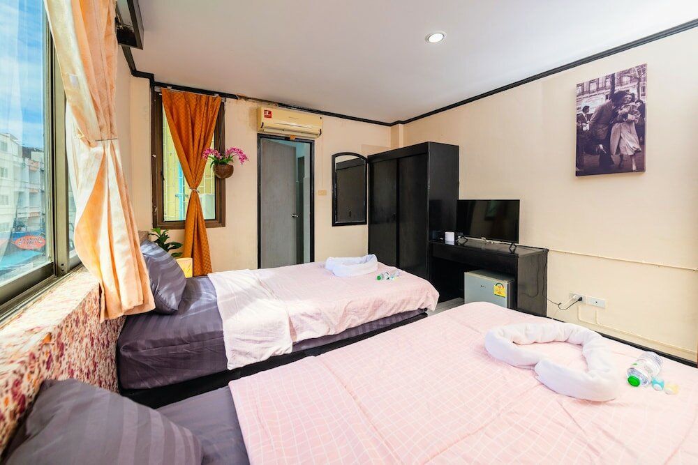 Фото Happy Jomtien - Beachfront