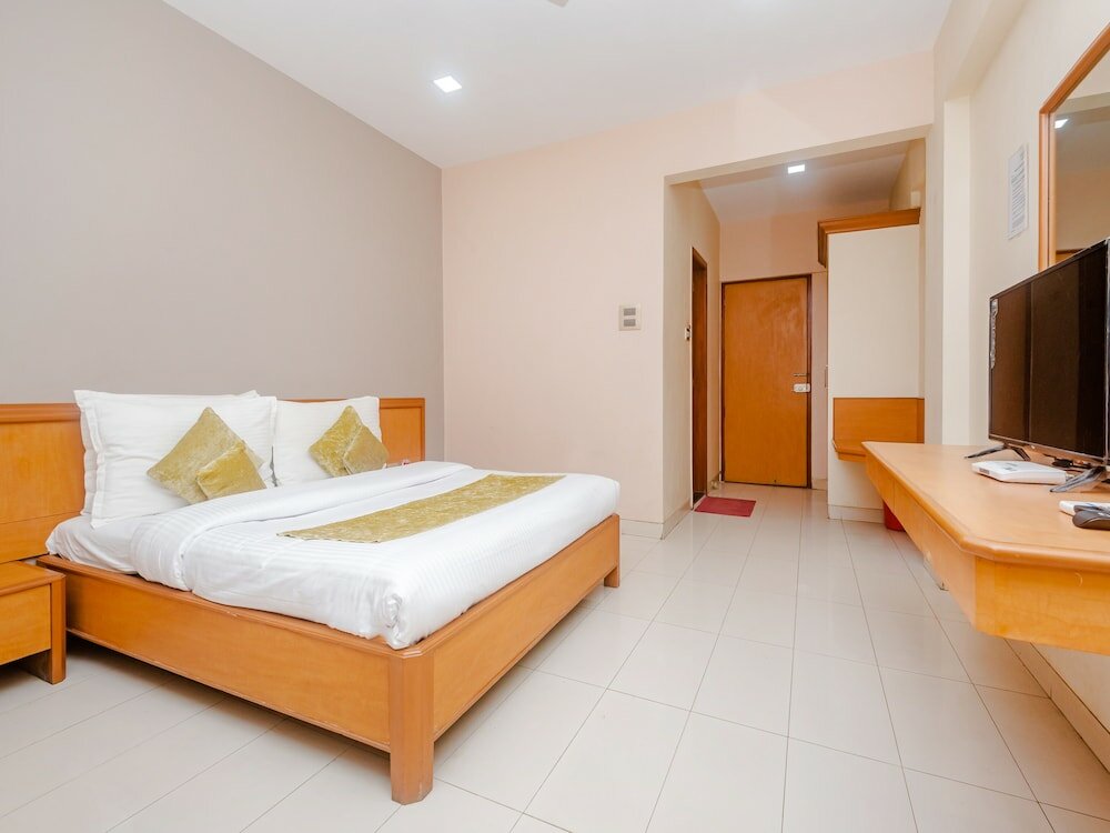 Фото Tuliipstays - Hotel Ashok Bhiwandi