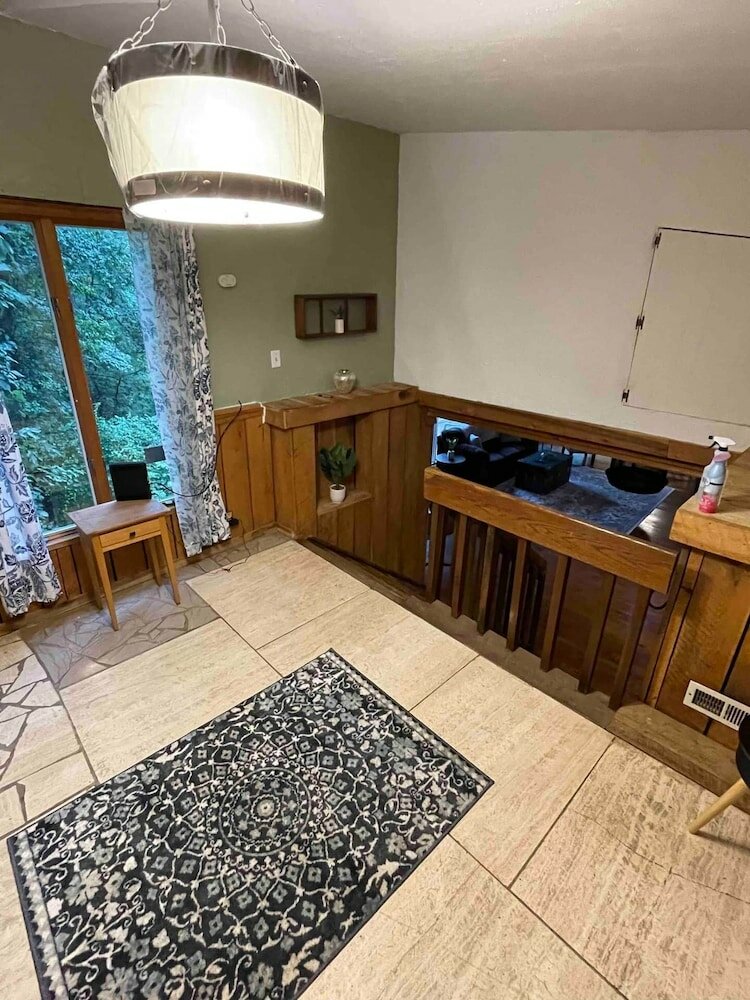 Фото Treetops in Town